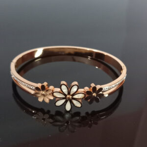 Rose Gold Floral Charm Bangle Bracelet for Women – Enamel Flower Design with Crystal Detailing